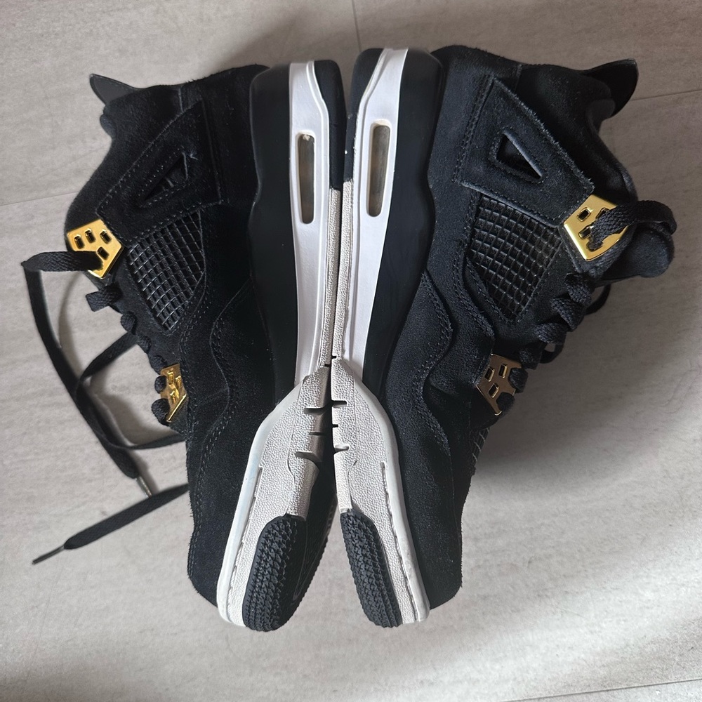 Air Jordan 4 Retro BG (GS) “Royalty” 6.5Y